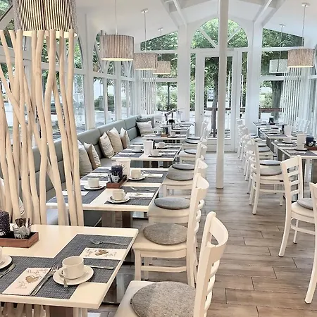 Myhome Ruegen - Haus Sonnenmeer Appart hôtel