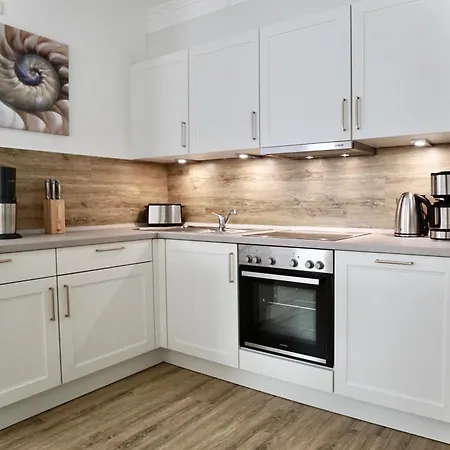 Myhome Ruegen - Haus Sonnenmeer Apartmanhotel 4*